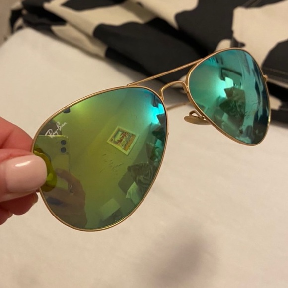 Ray Ban Aviators - Picture 1 of 4